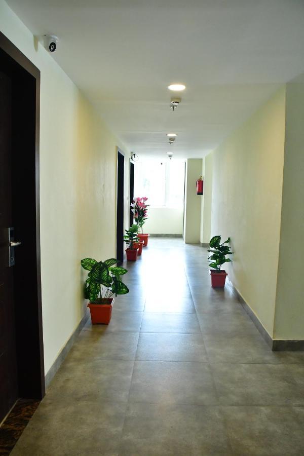 Hotel Yatharth Inn Waranasi Zewnętrze zdjęcie